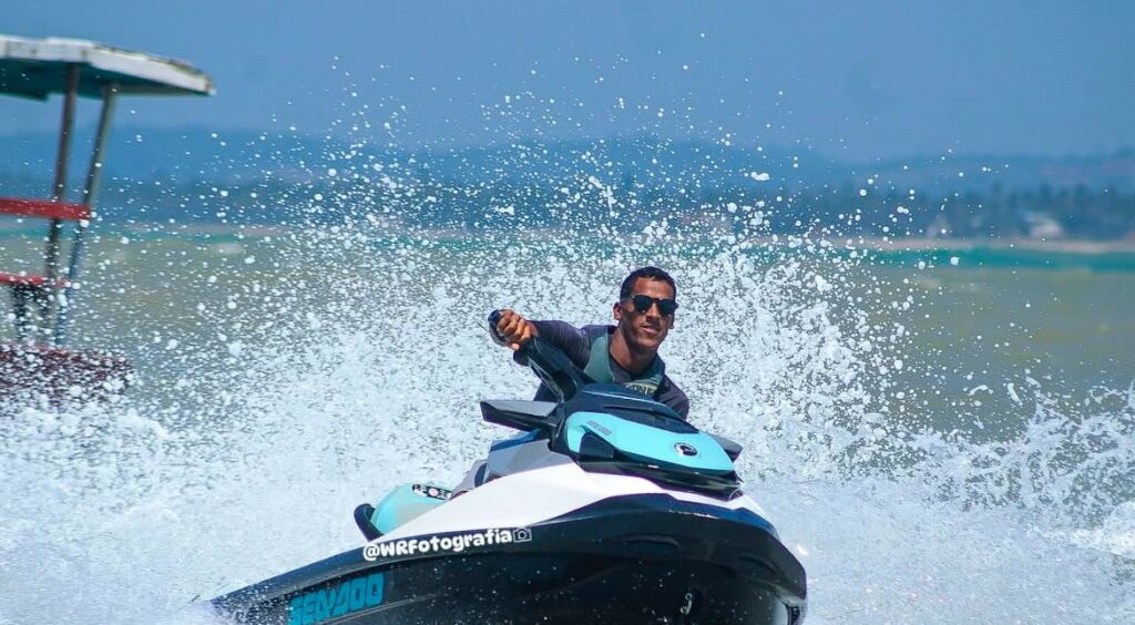 passeio de jet ski seadoo em porto de galinhas